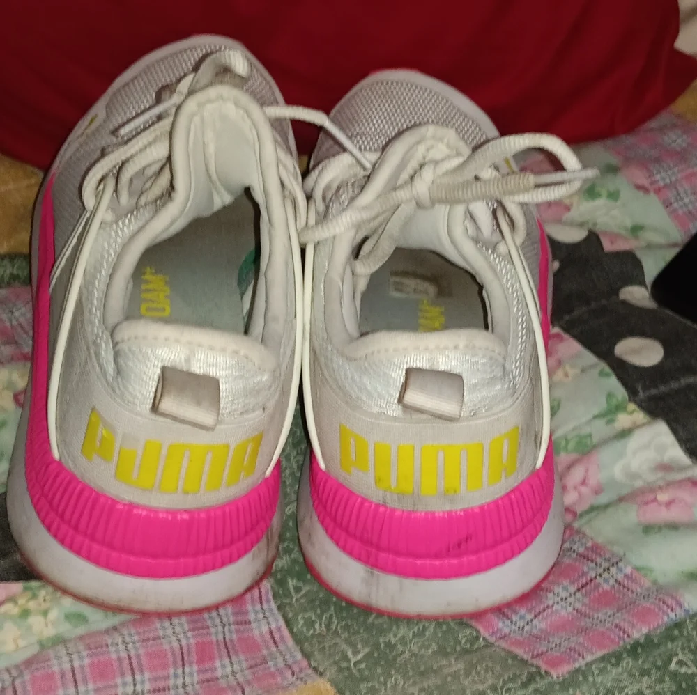 Girls puma pacer tennis shoes - Picture 2 of 4